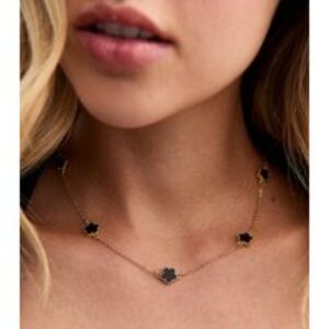 Gold Tone Flower Necklace New Glance