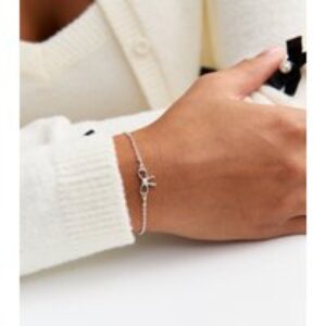 Silver Tone Bow Bracelet New Glance