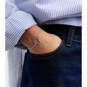 Silver Tone Flower Bracelet New Glance