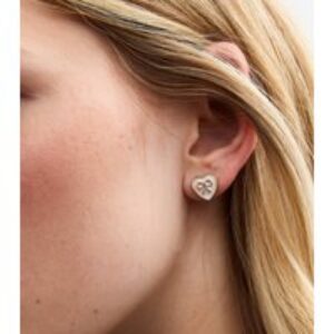 Cream Bow Element Middle Formed Earrings New Glance